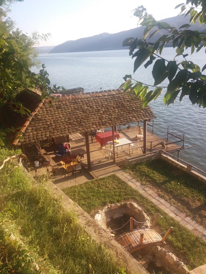 Chalet Ljubicine Kolibe Golubinje エクステリア 写真